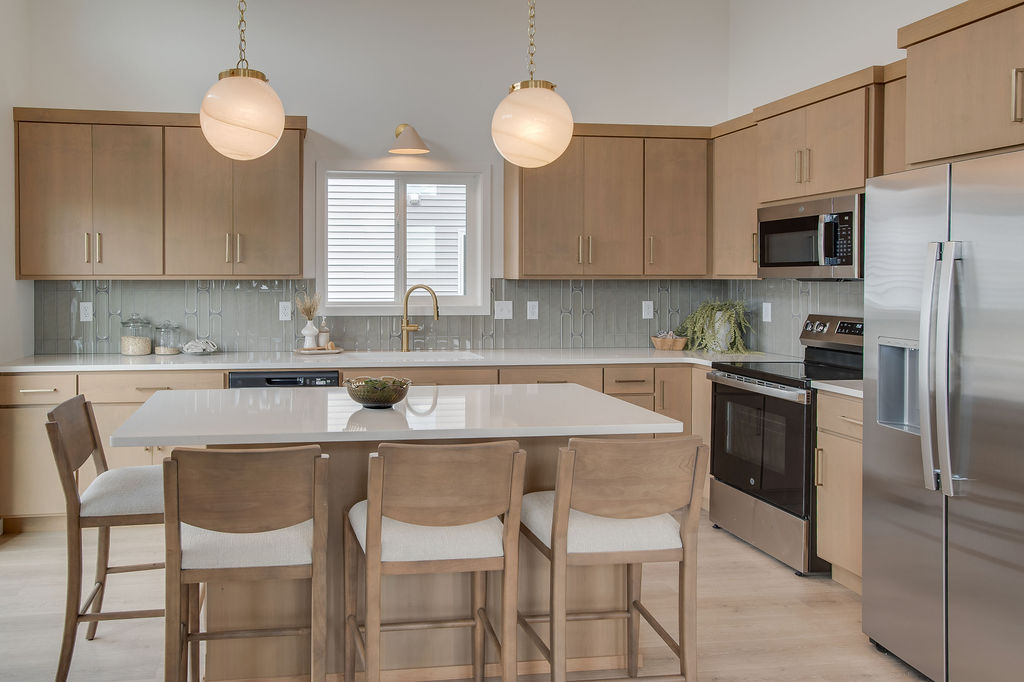 6747_SELKIRK_DR_S-19